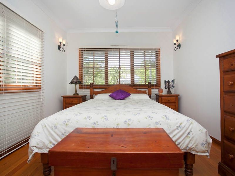 57 The Crescent, Helensburgh NSW 2508