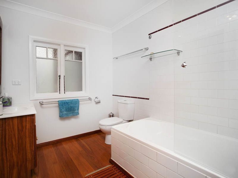 57 The Crescent, Helensburgh NSW 2508