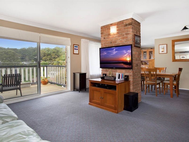 65 The Crescent, Helensburgh NSW 2508