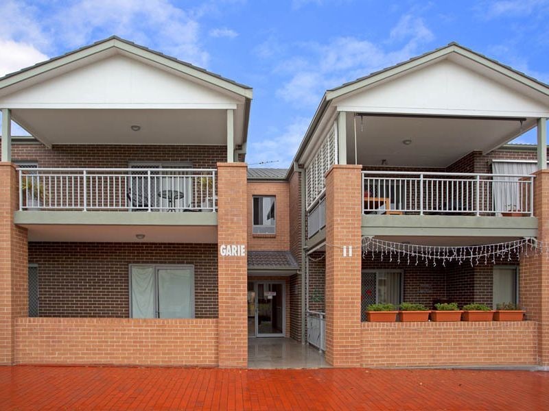 9/11 Stuart Street, Helensburgh NSW 2508