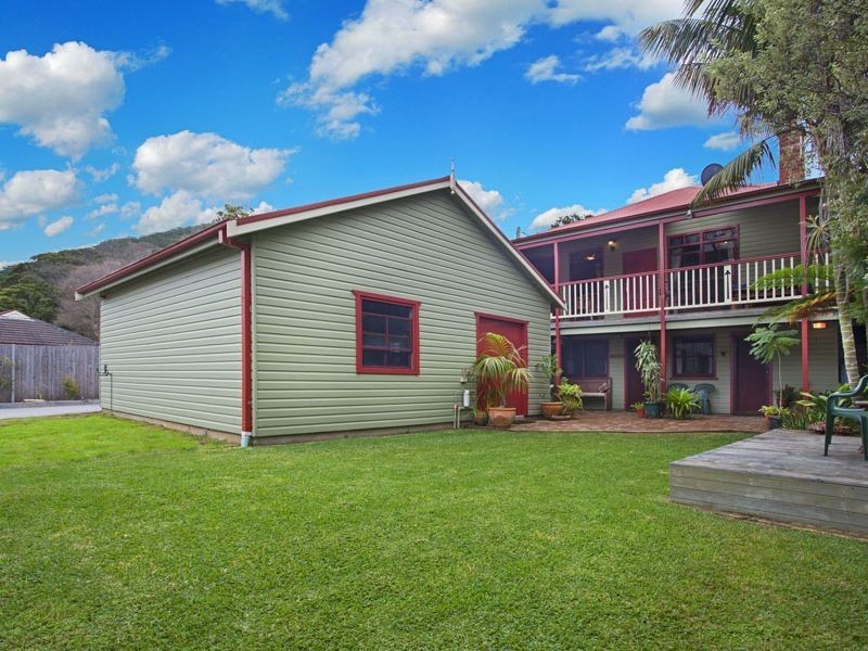 81 Stanwell Ave, Stanwell Park NSW 2508
