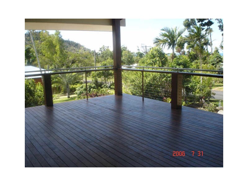 15 Pioneer Street, Mission Beach QLD 4852