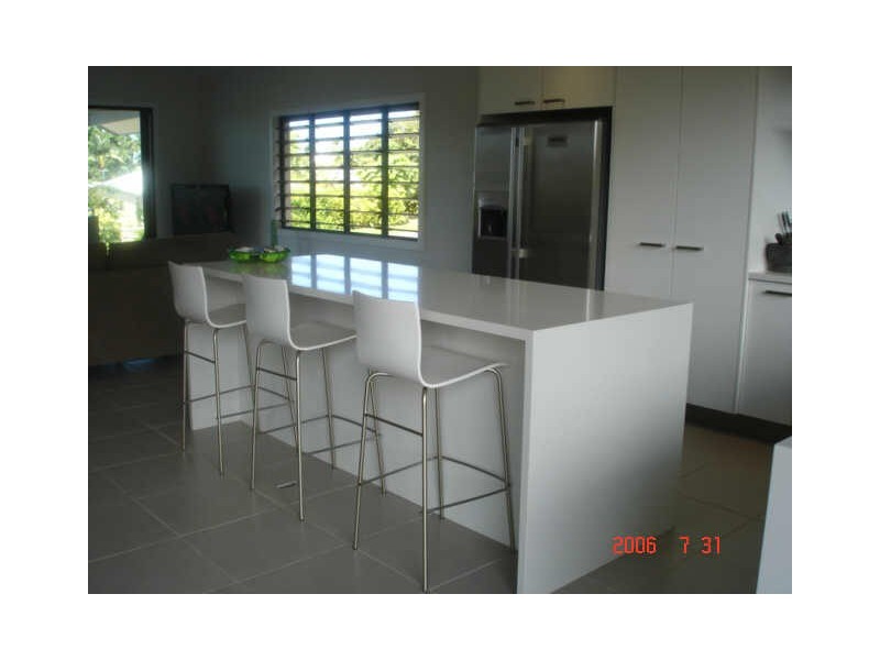 15 Pioneer Street, Mission Beach QLD 4852