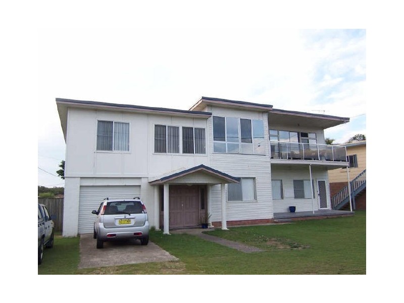 1711 Ocean Drive, Lake Cathie NSW 2445