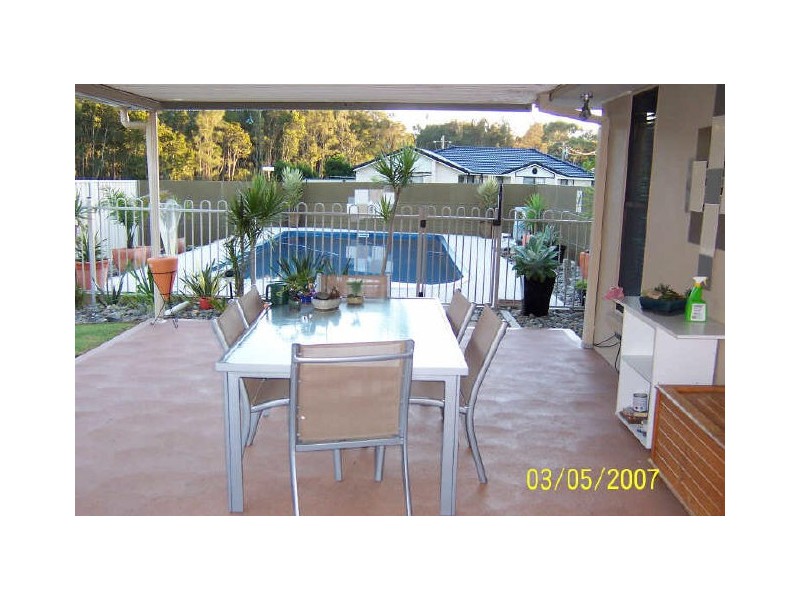 2 Buchan Place, Lake Cathie NSW 2445