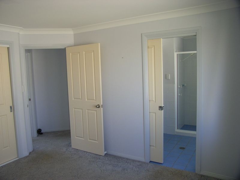 16 Solander Place, Lake Cathie NSW 2445