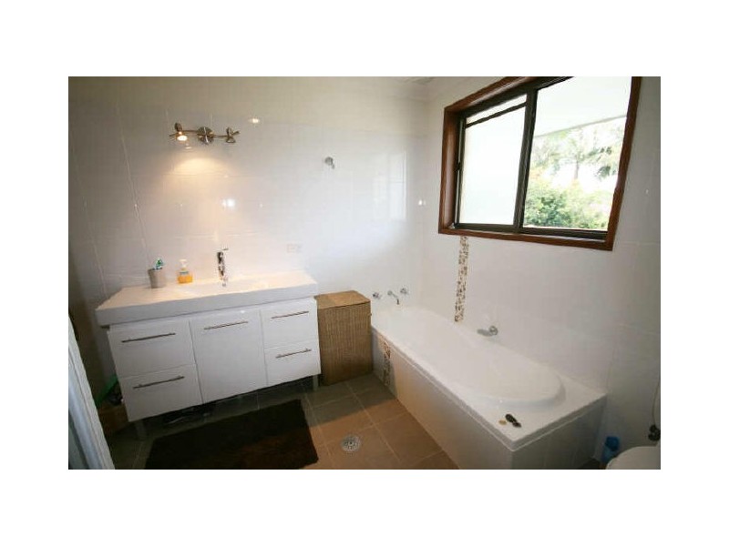 22 Cathie Circuit, Lake Cathie NSW 2445