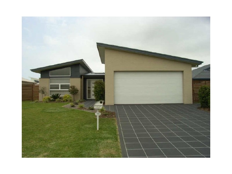 16 Northwind Crescent, Bonny Hills NSW 2445