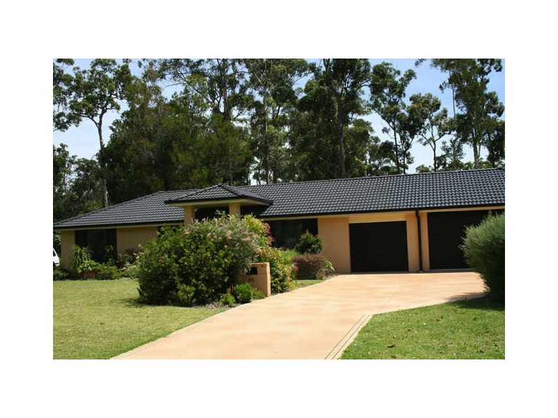 55 Lakeside Way, Lake Cathie NSW 2445