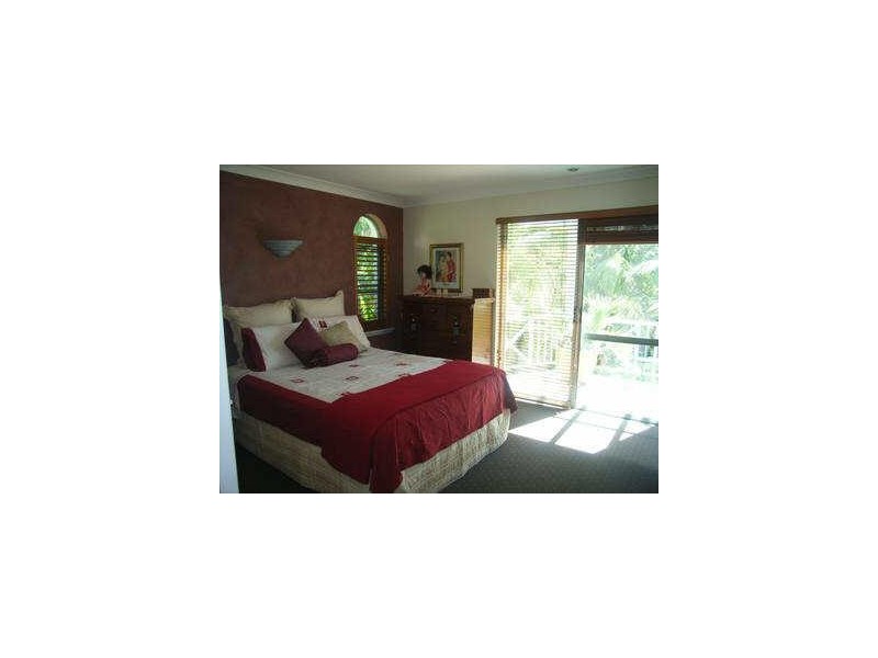 2/7 Pacific Close, Bonny Hills NSW 2445