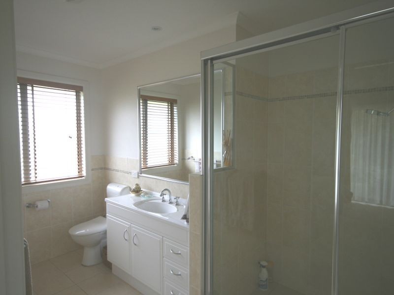 11 Tweed Place, Lake Cathie NSW 2445