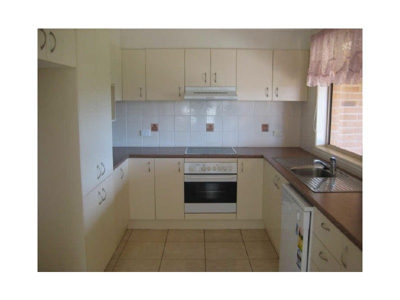 19 Dampier Court, Lake Cathie NSW 2445