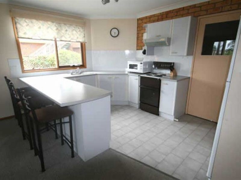 5/3 Parry Street, Lake Cathie NSW 2445