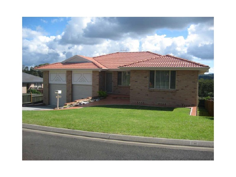 19 Dampier Court, Lake Cathie NSW 2445