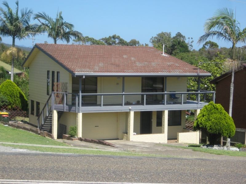 1633 Ocean Drive, Lake Cathie NSW 2445