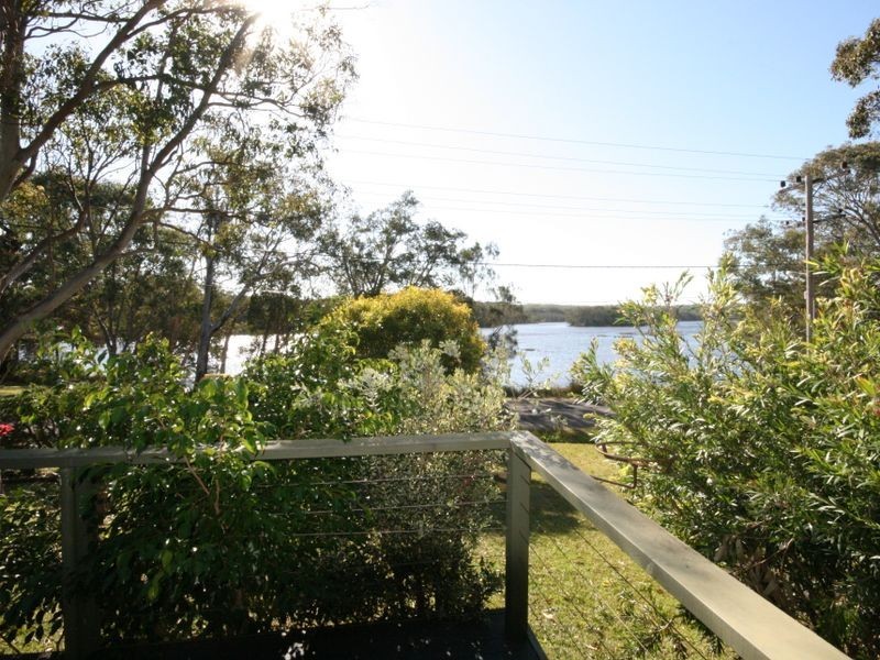 16 Tallong Drive, Lake Cathie NSW 2445
