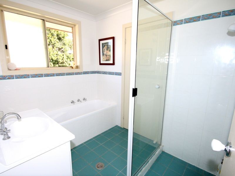 18 St Kitts Way, Bonny Hills NSW 2445