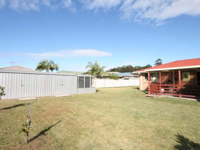 18 St Kitts Way, Bonny Hills NSW 2445