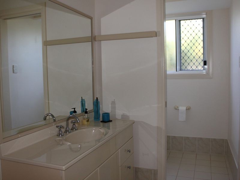 4 Abel Tasman Drive, Lake Cathie NSW 2445