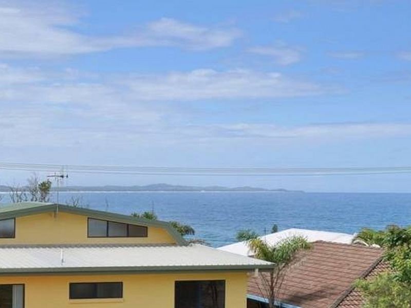 5 First Avenue, Bonny Hills NSW 2445