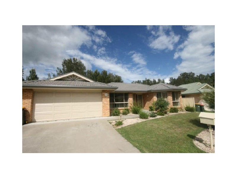 37 Explorers Way, Lake Cathie NSW 2445