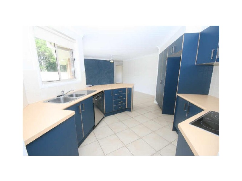 37 Explorers Way, Lake Cathie NSW 2445