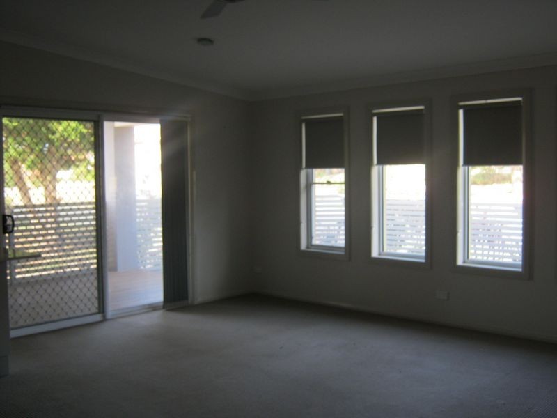 1/23 Fiona Crescent, Lake Cathie NSW 2445