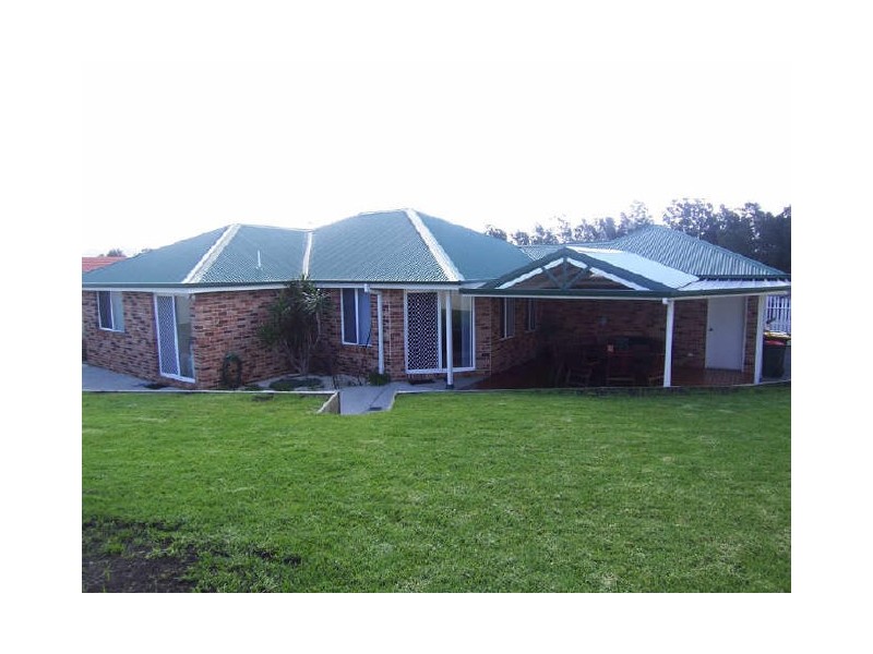 36 Abel Tasman Drive, Lake Cathie NSW 2445