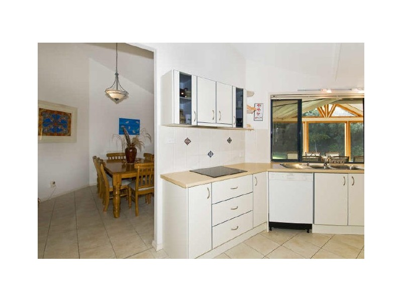 1 Fishermans Way, Lake Cathie NSW 2445