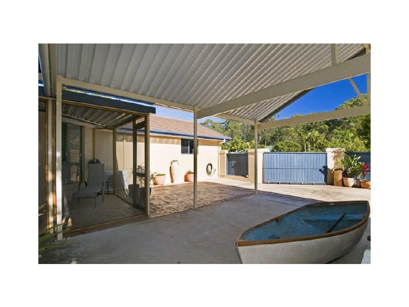 1 Fishermans Way, Lake Cathie NSW 2445