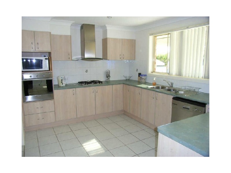 14 Solander Place, Lake Cathie NSW 2445