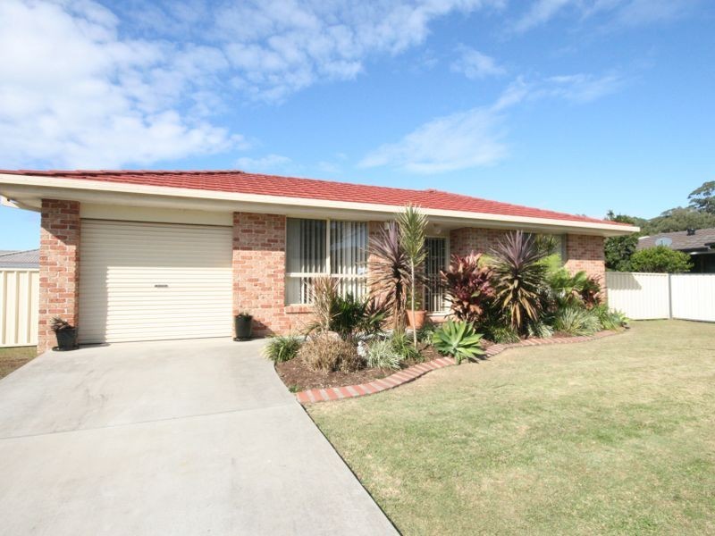 18 St Kitts Way, Bonny Hills NSW 2445