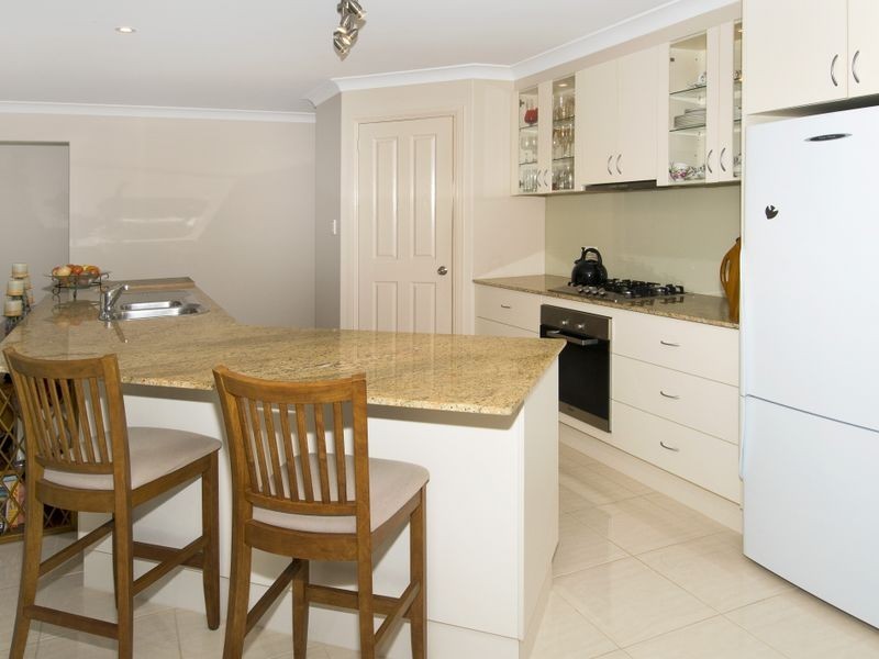 16 Buchan Place, Lake Cathie NSW 2445