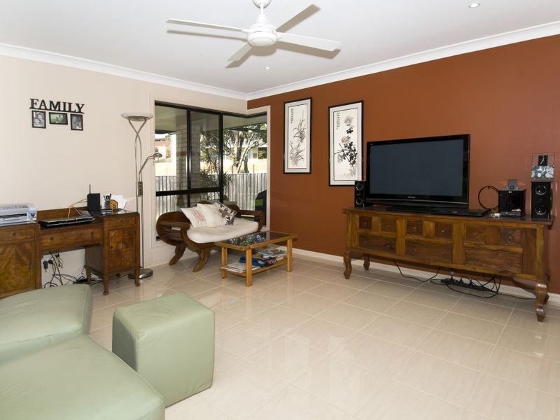 16 Buchan Place, Lake Cathie NSW 2445