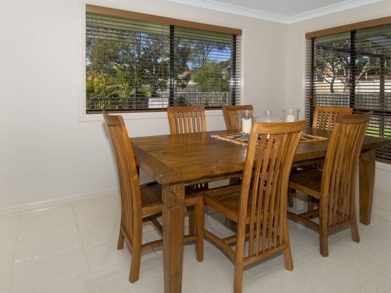 16 Buchan Place, Lake Cathie NSW 2445