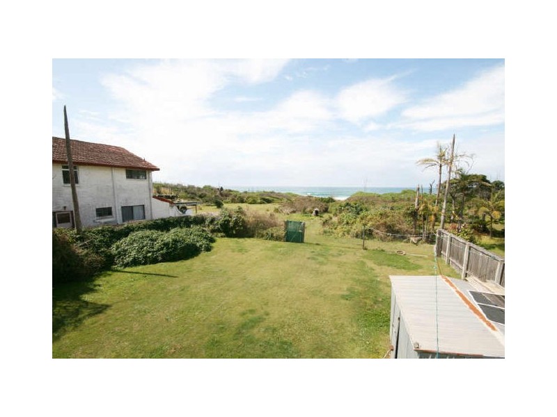 110 Chepana Street, Lake Cathie NSW 2445