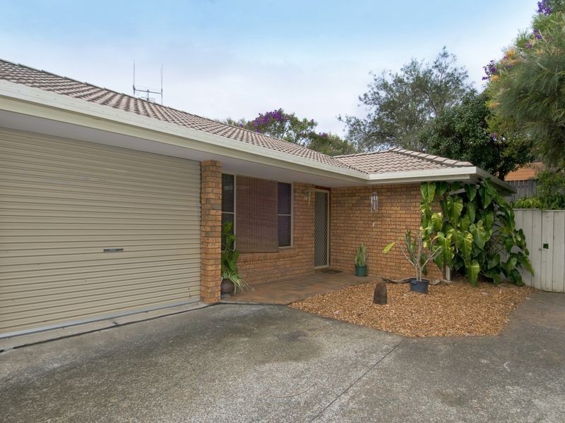 2/20 Fiona Crescent, Lake Cathie NSW 2445