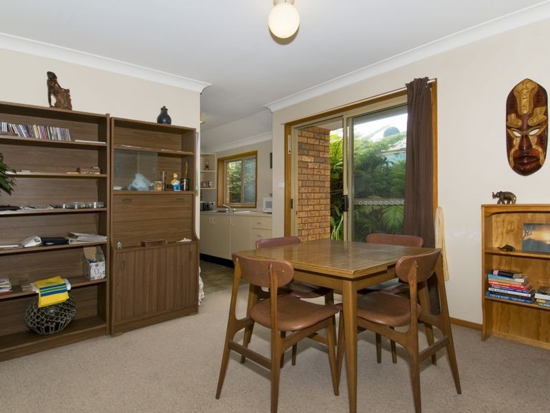 2/20 Fiona Crescent, Lake Cathie NSW 2445