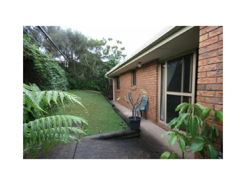 1&2/20 Fiona Crescent, Lake Cathie NSW 2445