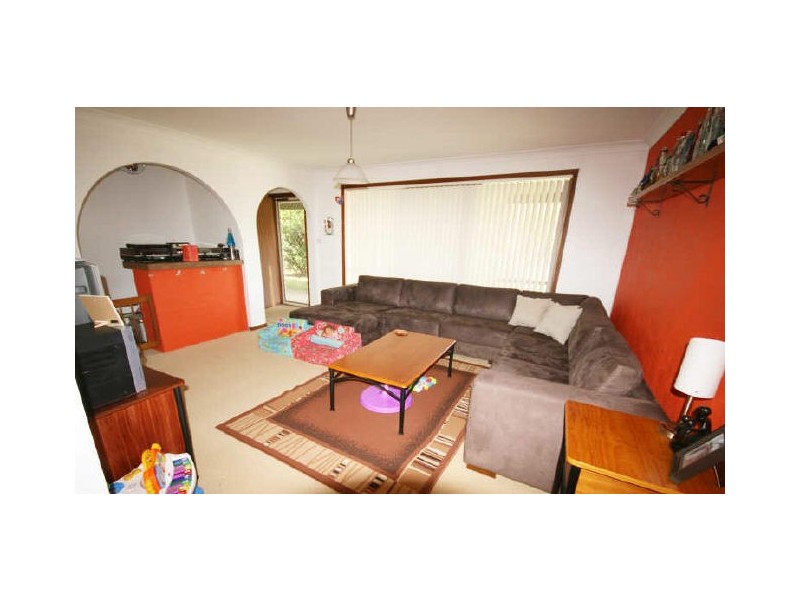 10 Banjora Place, Lake Cathie NSW 2445