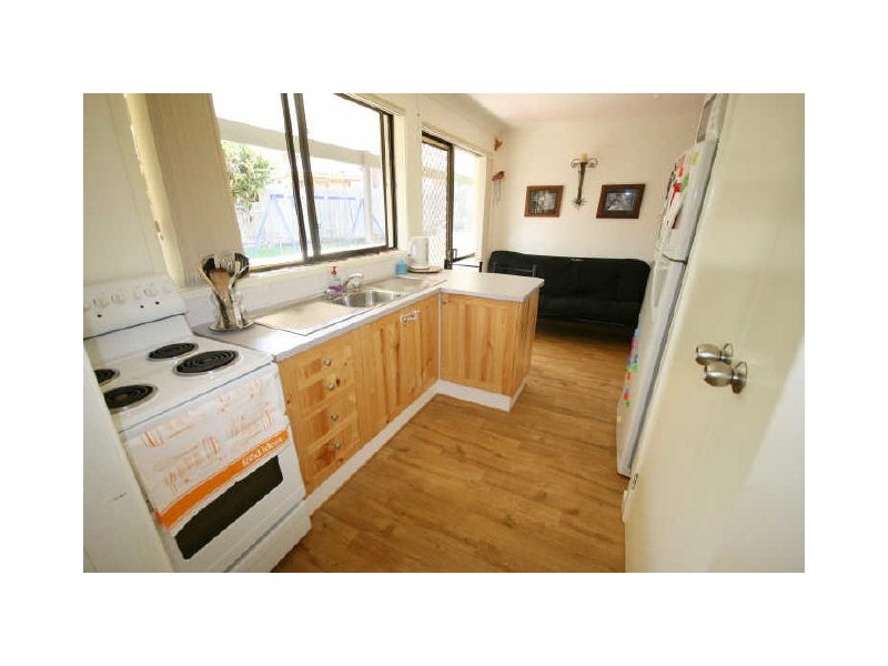 10 Banjora Place, Lake Cathie NSW 2445