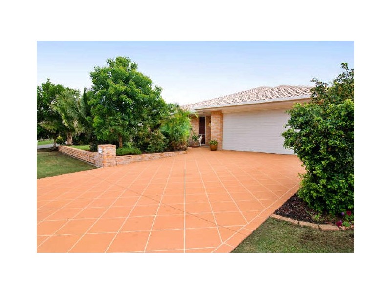 8 Buchan Place, Lake Cathie NSW 2445