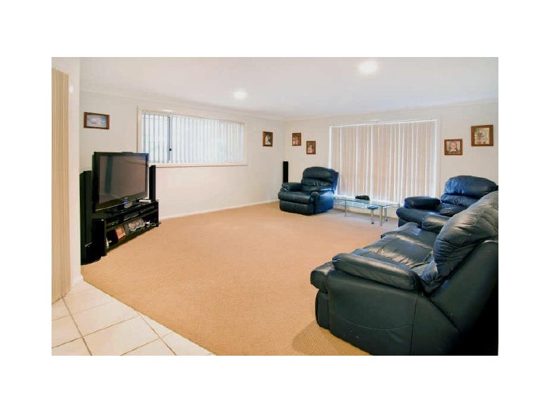 8 Buchan Place, Lake Cathie NSW 2445