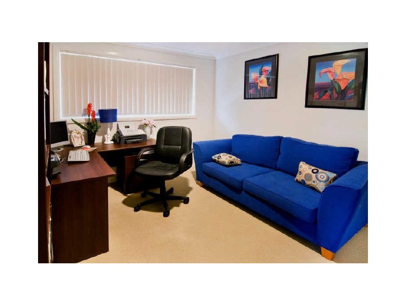 8 Buchan Place, Lake Cathie NSW 2445