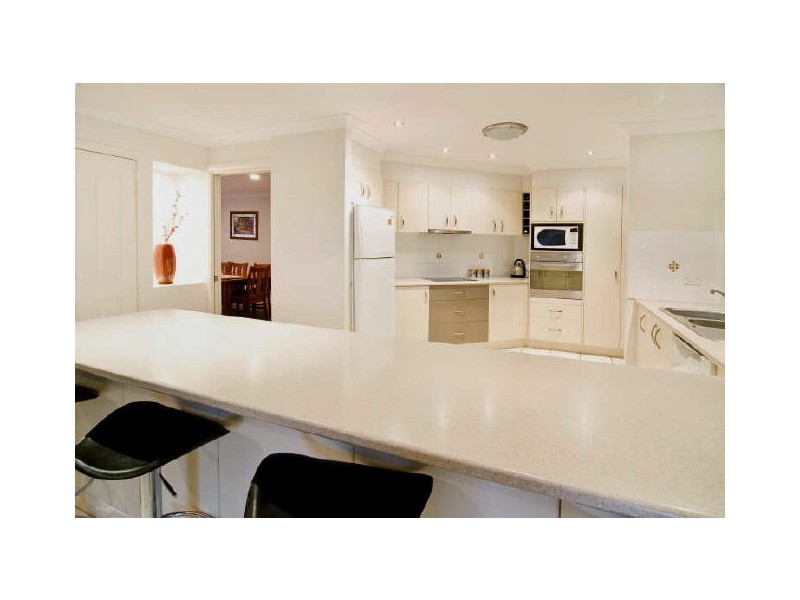 8 Buchan Place, Lake Cathie NSW 2445