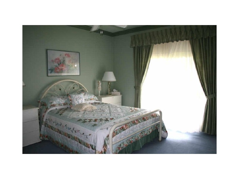 3 Deepwater Close, Lake Cathie NSW 2445