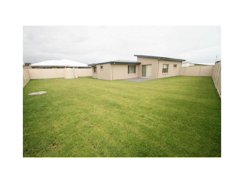 4 Magellan Place, Bonny Hills NSW 2445