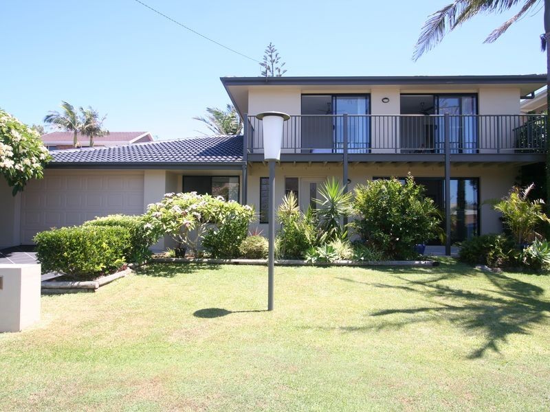 63 Chepana Street, Lake Cathie NSW 2445