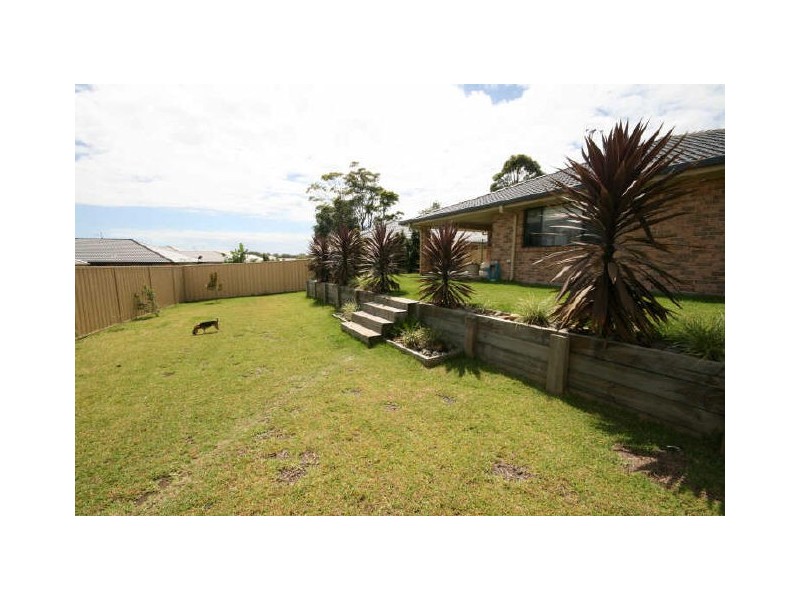 19 Rainbow Beach Drive, Bonny Hills NSW 2445