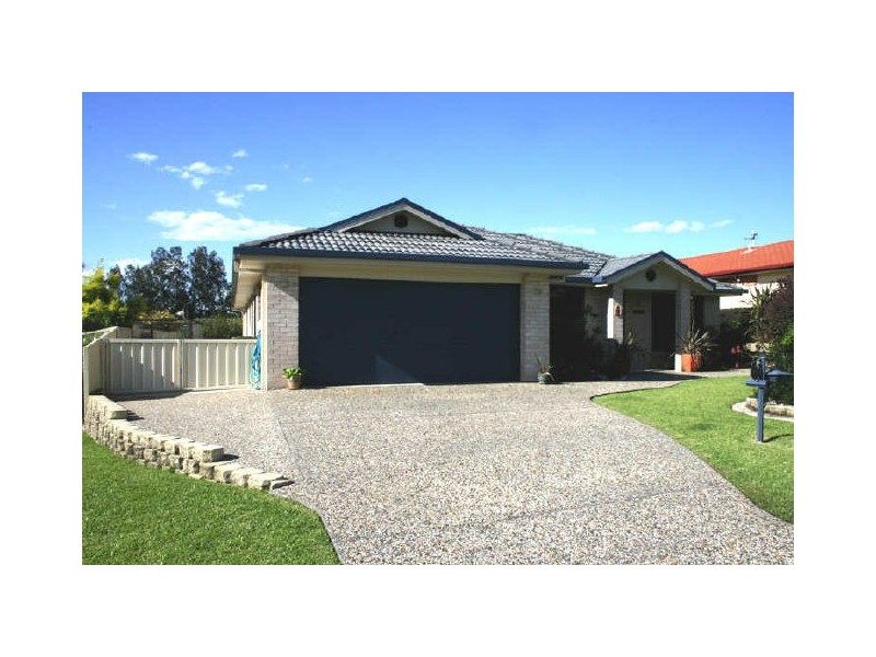 30 Explorers Way, Lake Cathie NSW 2445